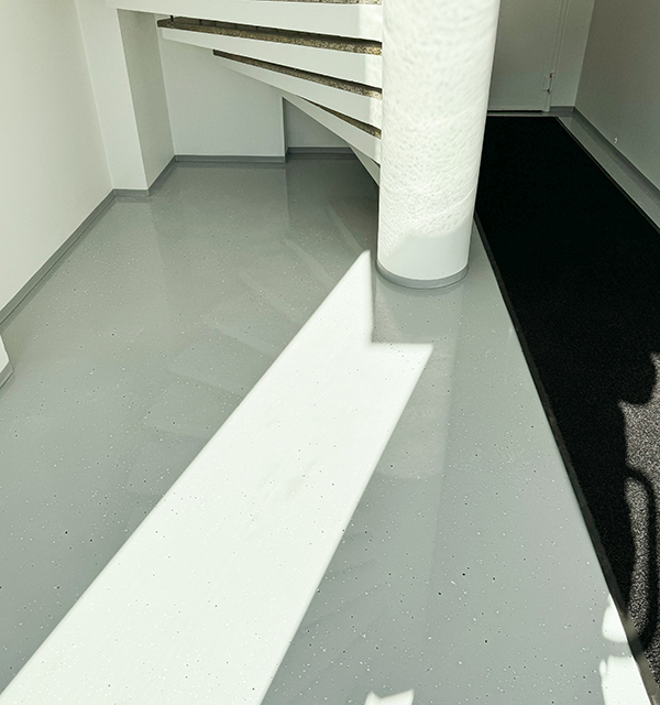 epoksilattia julkitila kerrostalo web